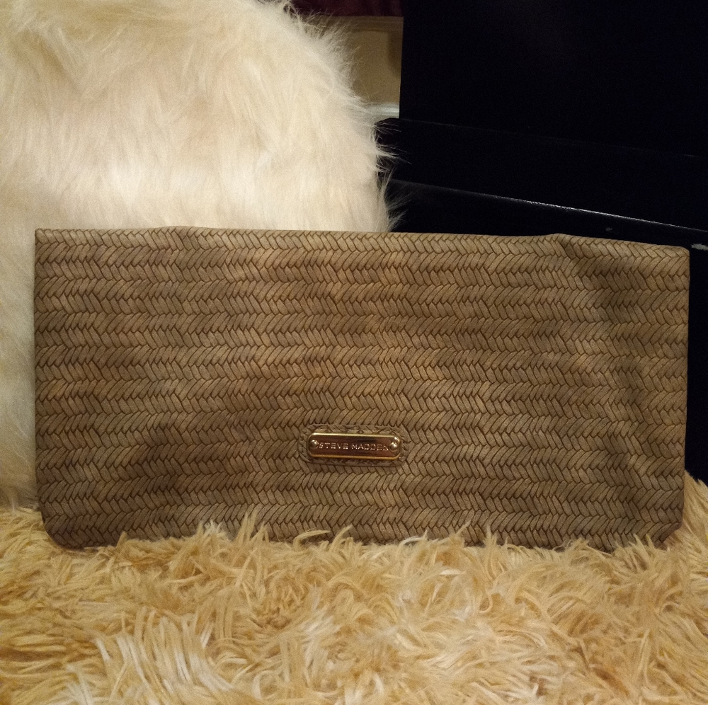 Steve madden clutch